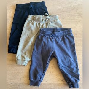 H&M baby pants. 3 pack. 9 months.